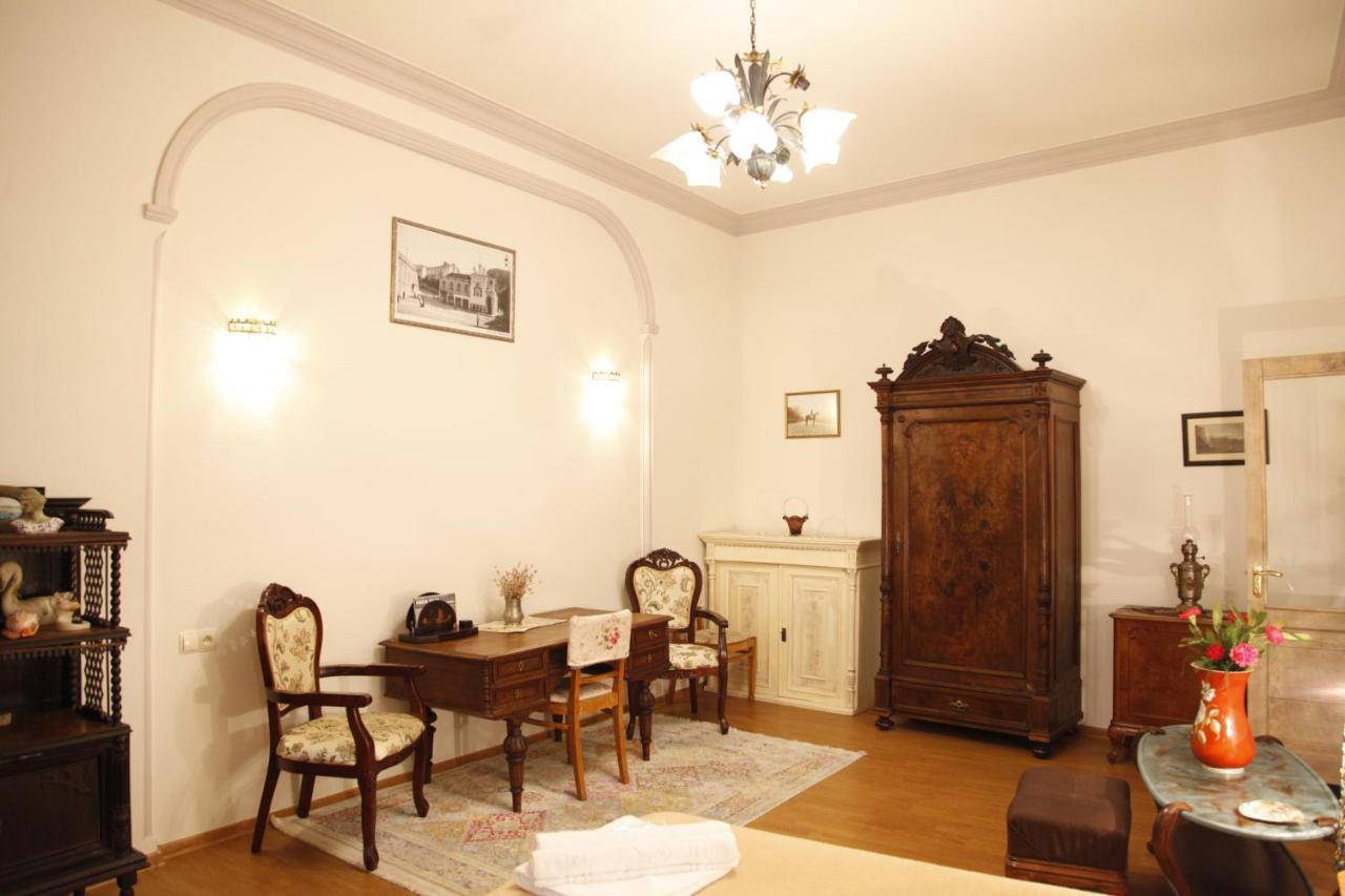 Art House Petunia Tbilisi Exterior foto